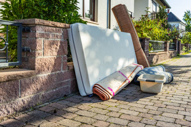 Best Construction Debris Removal  in Oak Grove, MN